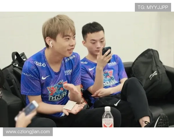 LNG战队在世界大师赛中以85分稳居积分榜首位展现强劲实力 LNG战队在世界大师赛中以85分稳居积分榜首位展现强劲实力