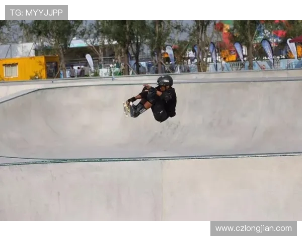 南京滑板队在极限运动世界杯积分榜上以73分稳居第一名 南京滑板队在极限运动世界杯积分榜上以73分稳居第一名