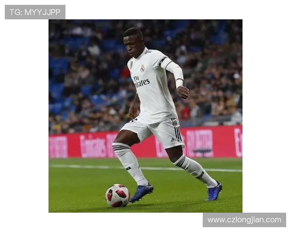 维尼修斯:从巴西天才到欧洲足坛新星的成长之路与挑战 维尼修斯:从巴西天才到欧洲足坛新星的成长之路与挑战