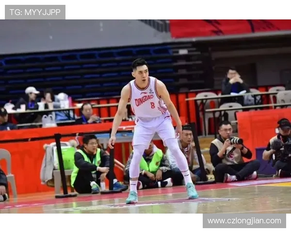 赵泰隆：从篮球新星到职业生涯巅峰的奋斗历程与心路历程解析