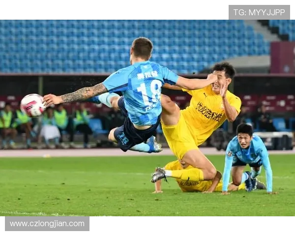 南京足球队在世锦赛中的比赛经验与表现分析及启示