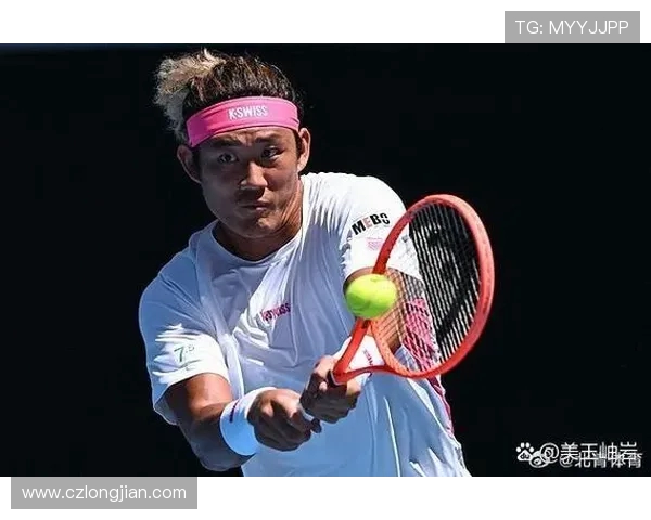 成都网球队在比赛中的盯防策略分析与成效评估 成都网球队在比赛中的盯防策略分析与成效评估